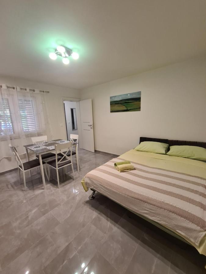 Sukošan Apartments Kresan מראה חיצוני תמונה